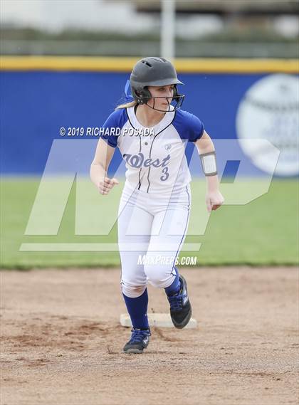 Thumbnail 1 in Selma @ Hanford West photogallery.