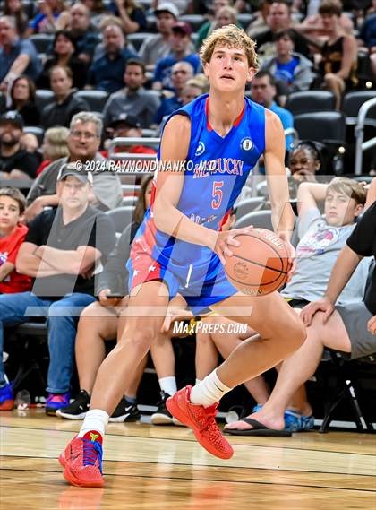 Thumbnail 3 in Indiana vs Kentucky All-Stars photogallery.