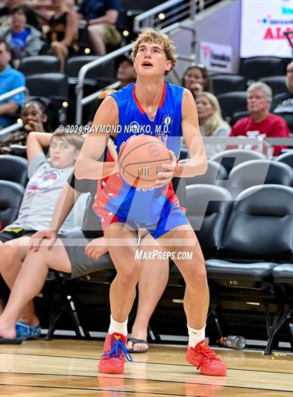 Thumbnail 2 in Indiana vs Kentucky All-Stars photogallery.