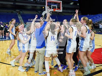 Thumbnail 1 in Decatur vs. La Vega (UIL 4A Basketball Division I Final Medal Ceremony) photogallery.