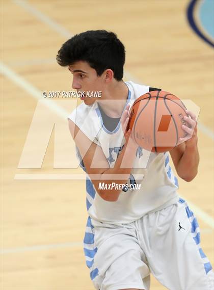 Thumbnail 2 in Hayfield @ Yorktown photogallery.