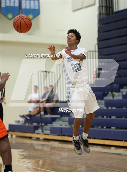 Thumbnail 3 in Hayfield @ Yorktown photogallery.