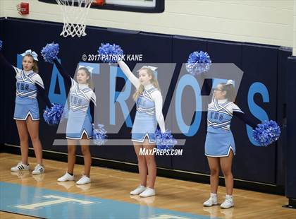 Thumbnail 2 in Hayfield @ Yorktown photogallery.