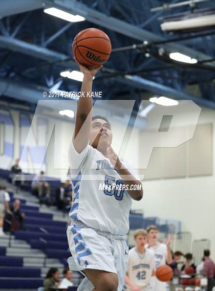 Thumbnail 1 in Hayfield @ Yorktown photogallery.