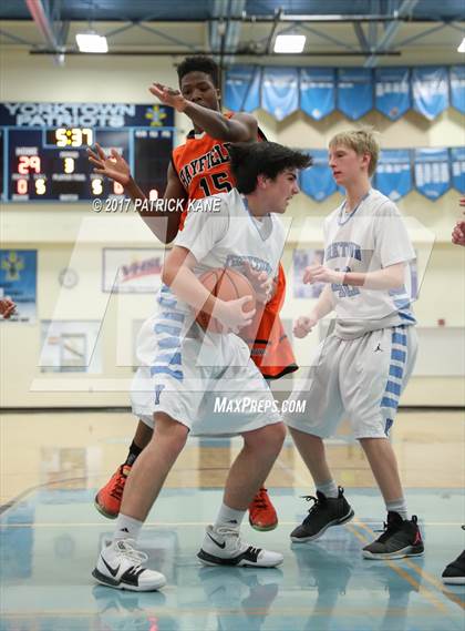 Thumbnail 1 in Hayfield @ Yorktown photogallery.