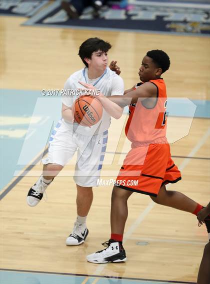 Thumbnail 3 in Hayfield @ Yorktown photogallery.