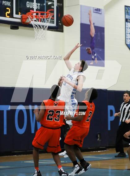 Thumbnail 1 in Hayfield @ Yorktown photogallery.