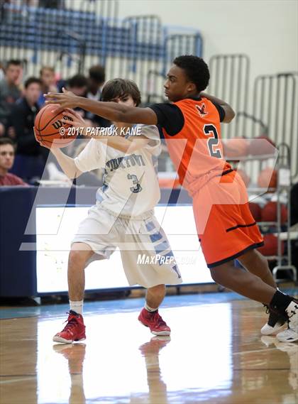 Thumbnail 3 in Hayfield @ Yorktown photogallery.