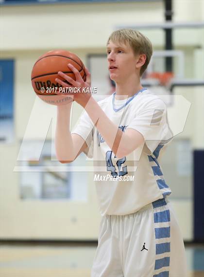 Thumbnail 1 in Hayfield @ Yorktown photogallery.