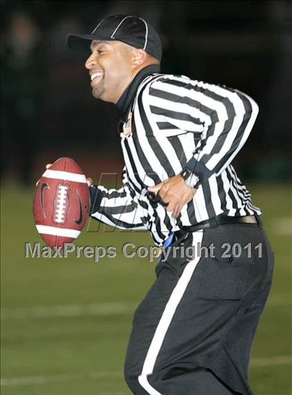 Thumbnail 2 in Granada Hills @ Crenshaw (CIF LACS Playoffs) photogallery.
