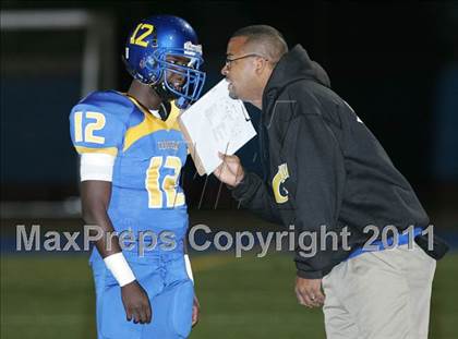 Thumbnail 2 in Granada Hills @ Crenshaw (CIF LACS Playoffs) photogallery.
