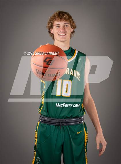 Thumbnail 3 in Casa Grande (Individual - Seniors) photogallery.