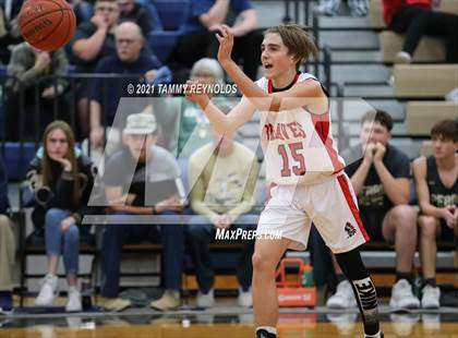 Thumbnail 2 in Three Way vs Perrin-Whitt photogallery.