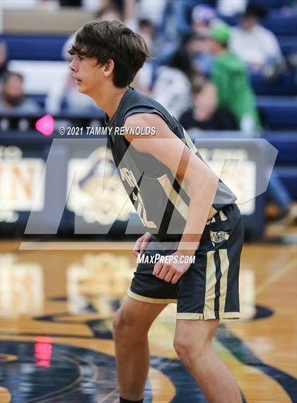 Thumbnail 1 in Three Way vs Perrin-Whitt photogallery.