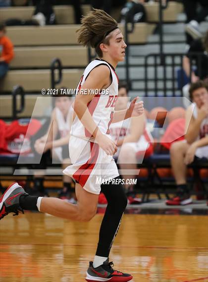 Thumbnail 2 in Three Way vs Perrin-Whitt photogallery.