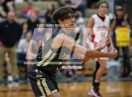 Thumbnail 1 in Three Way vs Perrin-Whitt photogallery.