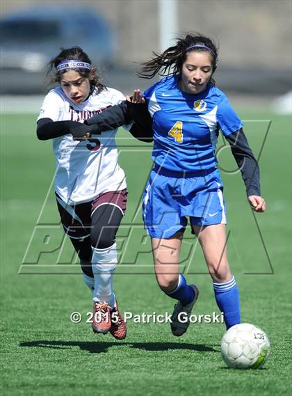 Thumbnail 3 in Joliet vs Thornton Fractional North/South (Windy City Ram Classic) photogallery.