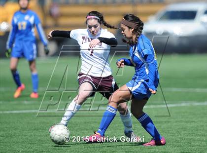 Thumbnail 3 in Joliet vs Thornton Fractional North/South (Windy City Ram Classic) photogallery.