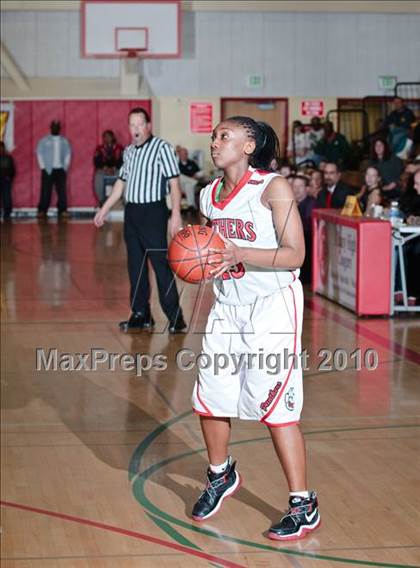 Thumbnail 2 in McKinleyville vs. St. Mary's (CIF NCS D4 Final) photogallery.