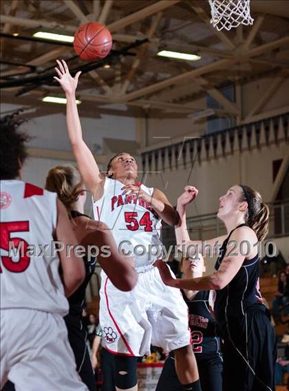 Thumbnail 1 in McKinleyville vs. St. Mary's (CIF NCS D4 Final) photogallery.