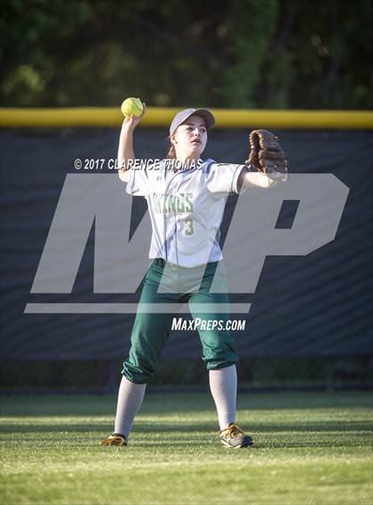 Thumbnail 1 in Loudoun Valley photogallery.