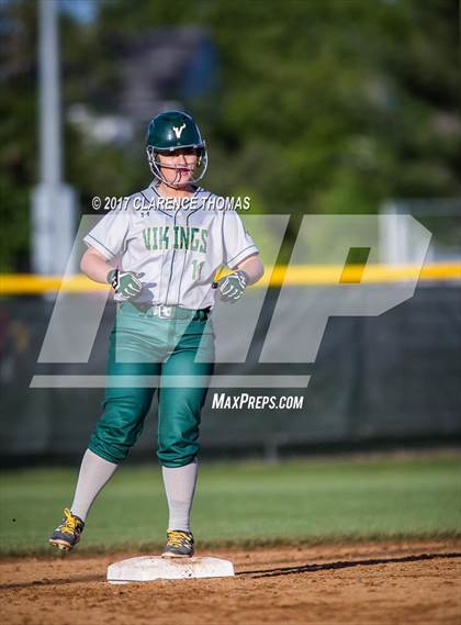 Thumbnail 3 in Loudoun Valley photogallery.