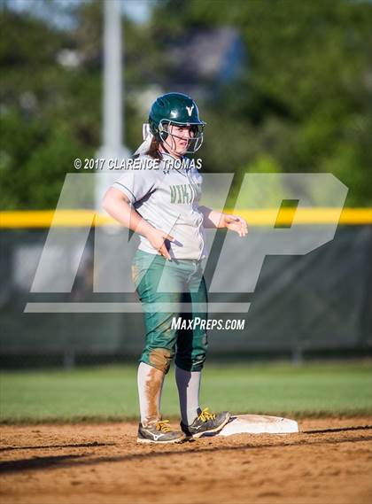 Thumbnail 3 in Loudoun Valley photogallery.