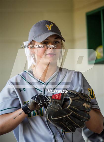 Thumbnail 2 in Loudoun Valley photogallery.
