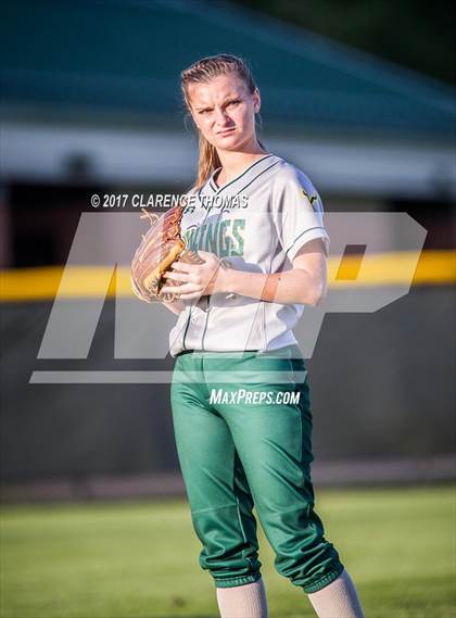 Thumbnail 3 in Loudoun Valley photogallery.