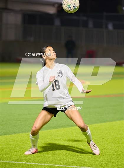 Thumbnail 2 in FR: Archbishop Mitty @ Carondelet photogallery.