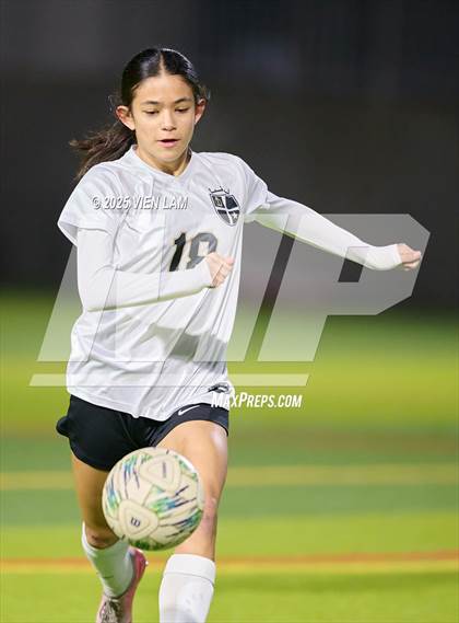 Thumbnail 2 in FR: Archbishop Mitty @ Carondelet photogallery.