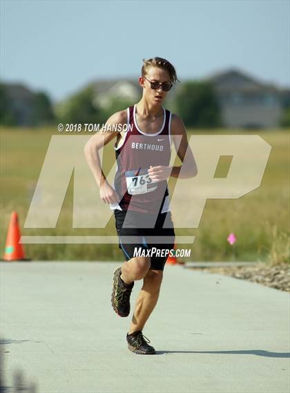 Thumbnail 3 in Valley 5000 Invitational photogallery.