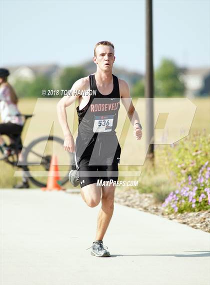 Thumbnail 1 in Valley 5000 Invitational photogallery.