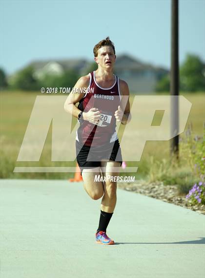 Thumbnail 3 in Valley 5000 Invitational photogallery.