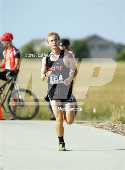 Thumbnail 2 in Valley 5000 Invitational photogallery.