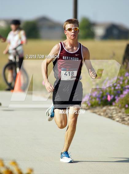 Thumbnail 3 in Valley 5000 Invitational photogallery.