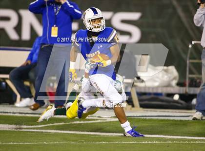 Thumbnail 1 in Cajon vs. Serra (CIF State D2-AA Final) photogallery.