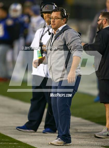 Thumbnail 2 in Cajon vs. Serra (CIF State D2-AA Final) photogallery.