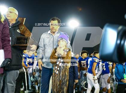 Thumbnail 2 in Cajon vs. Serra (CIF State D2-AA Final) photogallery.