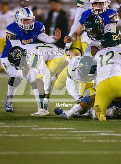 Thumbnail 1 in Cajon vs. Serra (CIF State D2-AA Final) photogallery.