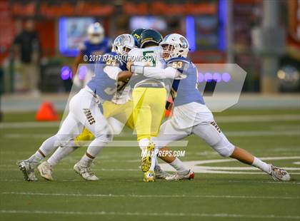 Thumbnail 3 in Cajon vs. Serra (CIF State D2-AA Final) photogallery.