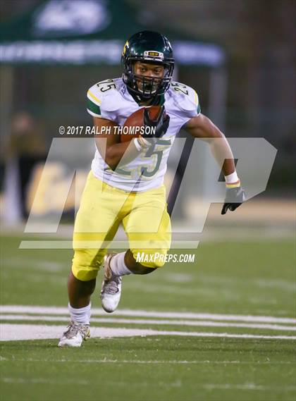 Thumbnail 1 in Cajon vs. Serra (CIF State D2-AA Final) photogallery.