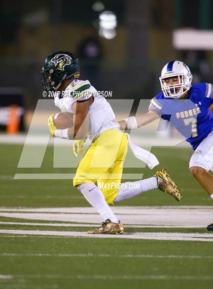 Thumbnail 3 in Cajon vs. Serra (CIF State D2-AA Final) photogallery.