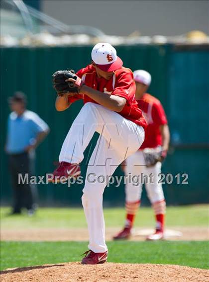 Thumbnail 3 in Canyon Springs vs. Loara photogallery.