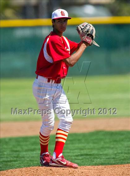 Thumbnail 1 in Canyon Springs vs. Loara photogallery.