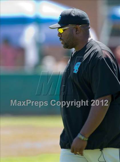 Thumbnail 1 in Canyon Springs vs. Loara photogallery.