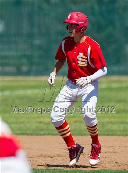 Thumbnail 2 in Canyon Springs vs. Loara photogallery.
