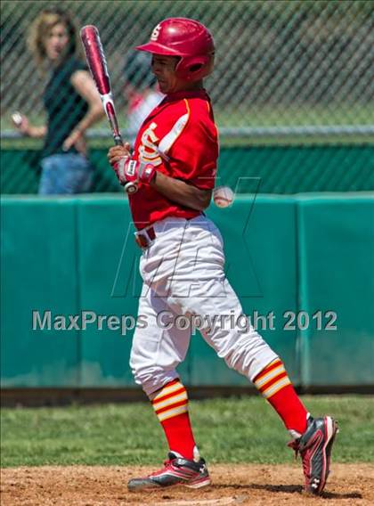Thumbnail 2 in Canyon Springs vs. Loara photogallery.