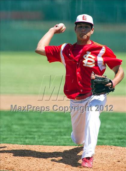 Thumbnail 3 in Canyon Springs vs. Loara photogallery.