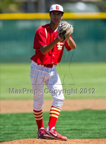 Thumbnail 2 in Canyon Springs vs. Loara photogallery.
